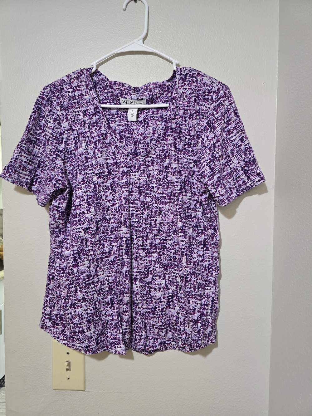 WHBM outlet   White Stag Purple Patterned V-Neck Short Sleeve Top